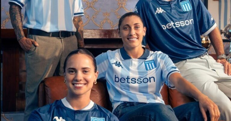 Una camiseta de época: la nueva piel de Racing, con Zaracho y Vietto de modelos