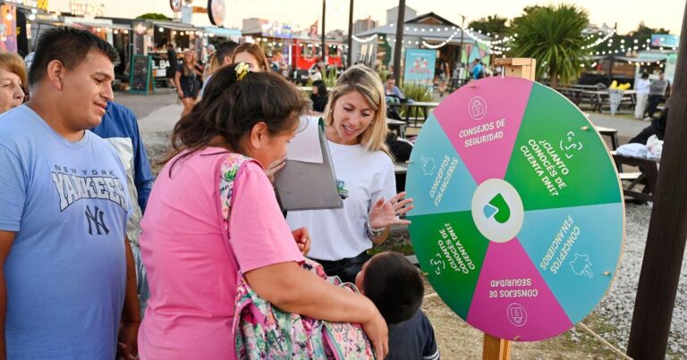 Verano 2025: una iniciativa combinó diversión y educación financiera en Mar del Plata