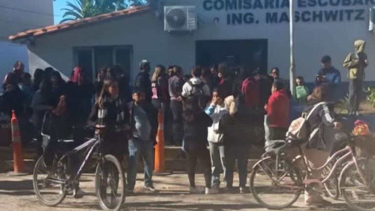 Alumnos de Maschwitz planificaban una masacre en una escuela: los chats