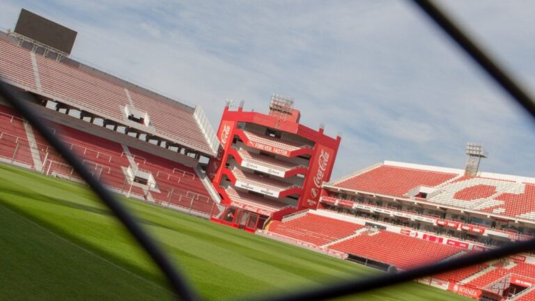 Problemas financieros en Independiente: la inesperada decisión que tomó el club