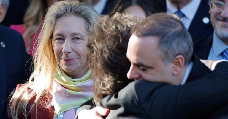 Los días de exasperación en la Casa Rosada: «Hay que aguantar»