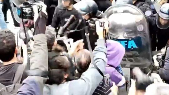 Marcha de jubilados: nuevamente hubo incidentes y represión a los manifestantes