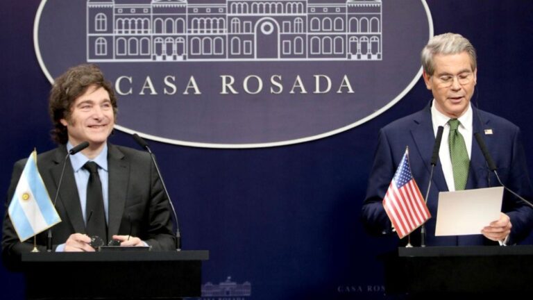 Respaldo de EEUU: cómo es el nuevo fondo que se ofrecería a Argentina ante un shock externo?