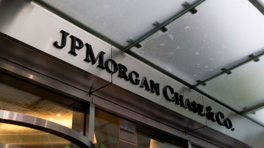 JPMorgan advierte sobre debilidad del S&P 500 ante inflación y panorama comercial