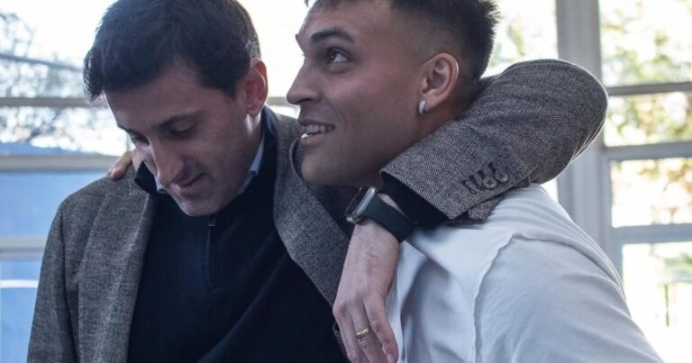 La expresión de Lautaro Martínez después del pedido de Diego Milito para que vuelva a Racing