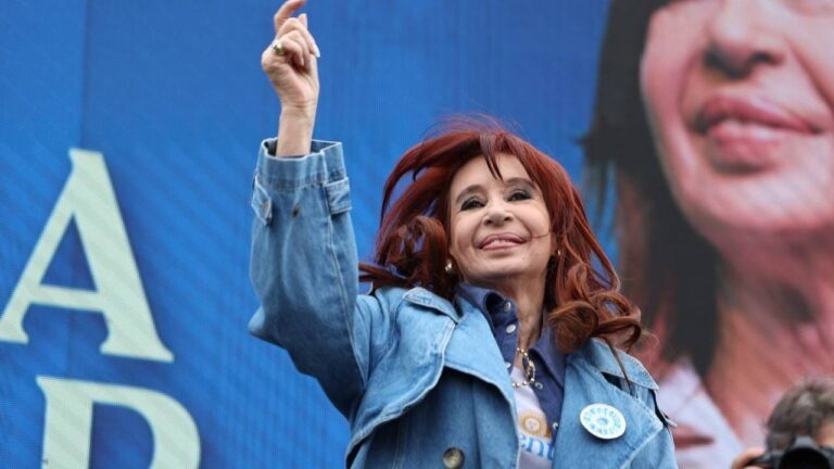 Cristina Kirchner alertó sobre la insostenibilidad del actual sistema financiero