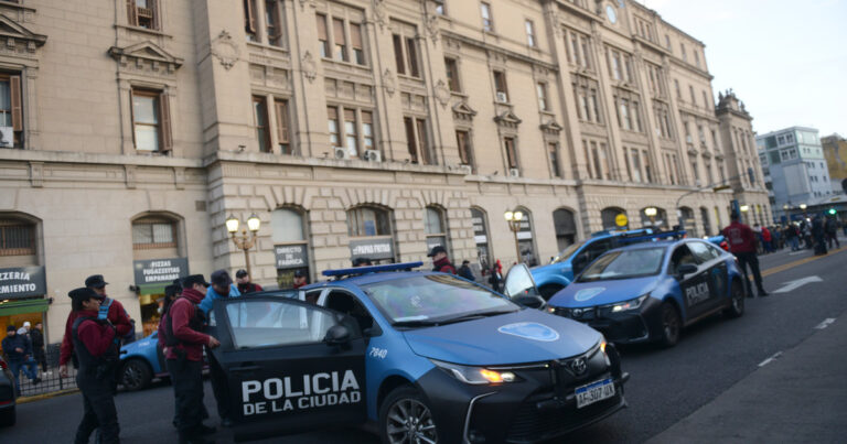 El Gobierno dejó sin efecto la prórroga de una concesión del Zar de Retiro