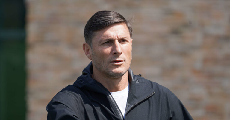 La sorpresiva visita del Pupi Zanetti en el entrenamiento de un equipo del Ascenso