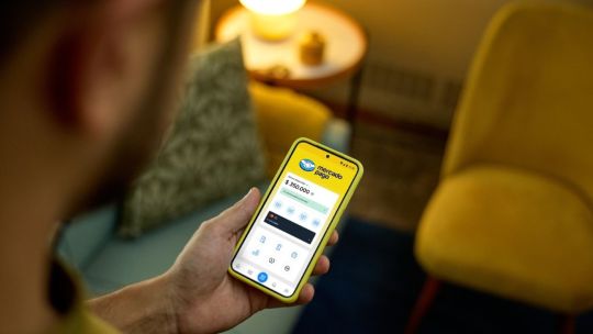 Mercado Pago permite comprar dólar oficial desde su app: a qué precio lo vende