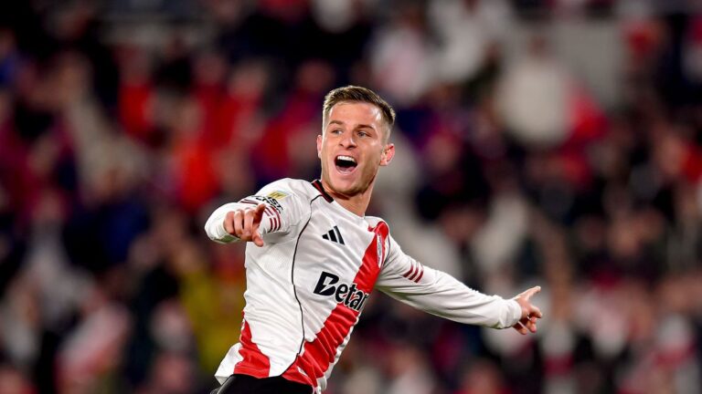 River venció a Godoy Cruz y es el nuevo líder de la Zona B