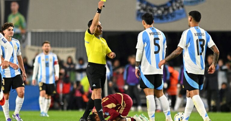 Selección: si los que están al límite reciben otra amarilla, se pierden el debut en el Mundial?