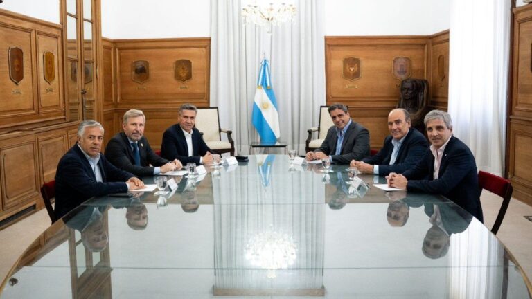 Alfredo Cornejo, Rogelio Frigerio y Leandro Zdero, los primeros gobernadores en asistir a la Mesa Política Federal