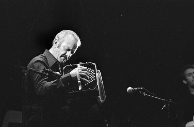 Un libro perdido sobre Piazzolla, objeto de arte