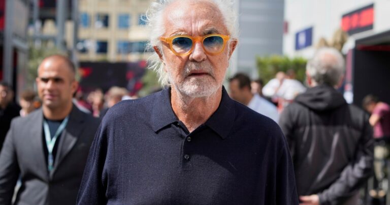 Fórmula 1: Flavio Briatore volvió a hablar del segundo asiento de Alpine y puso a Paul Aron como único rival de Franco Colapinto para 2026