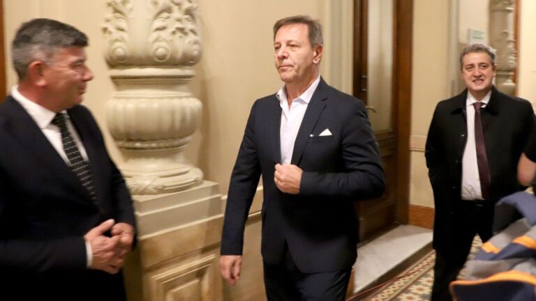 Oscar Zago rompió el interbloque con el PRO y armó un nuevo espacio con Marcela Pagano y exlibertarios