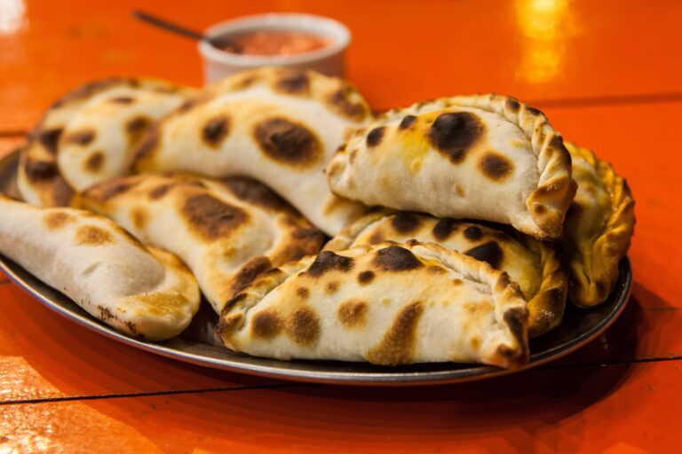 Cómo hacer una auténtica empanada tucumana, según la campeona de la Fiesta Nacional de la Empanada 2025