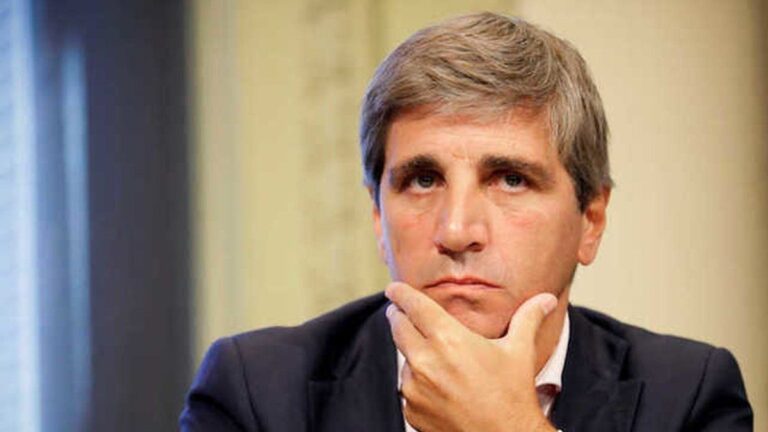 Diputados de UxP buscan que Luis Caputo brinde información del acuerdo con el Tesoro de los Estados Unidos