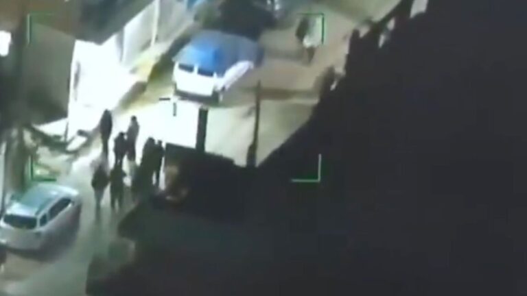 Triple femicidio en Florencio Varela: allanamiento en Villa Zavaleta deja más detenidos