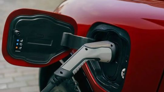 Eduardo Jacobs sobre la llegada de autos eléctricos desde China: Si tenés un flujo de inversiones fuerte, el empleo va a subir