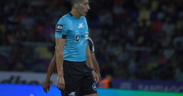 Los árbitros de la fecha 4 del Torneo Apertura: la AFA le dio descanso a dos de los protagonistas de las polémicas del fin de semana