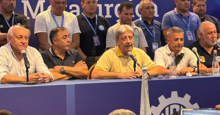 La UOM desafió a la Justicia y reeligió a Furlán al frente del gremio