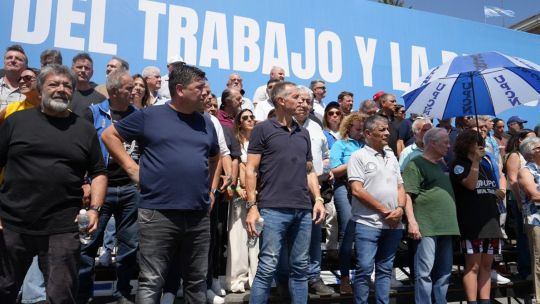 Marcha de la CGT contra la reforma laboral de Milei