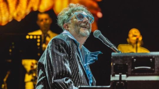 Fito Páez en el escenario durante su gira Sale el Sol Tour 2026