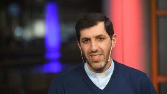 Munir Bracco, vocero del Arzobispado de Córdoba, durante una entrevista.