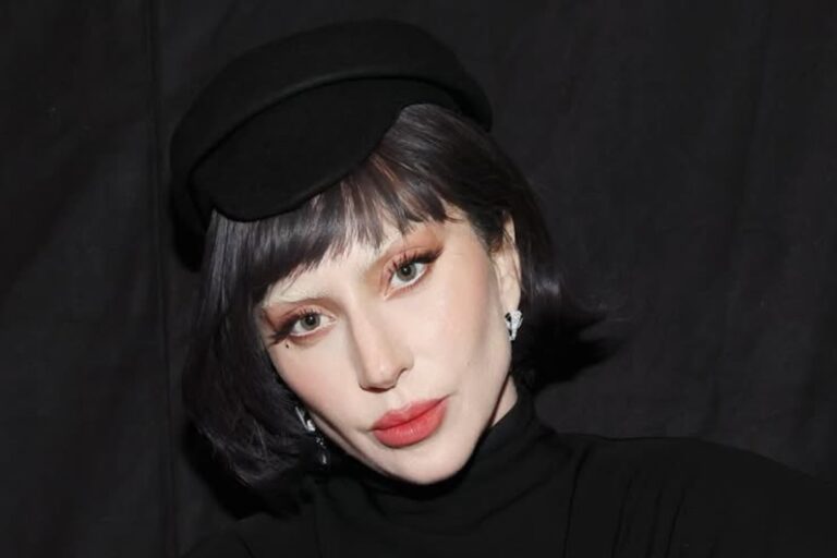Lady Gaga en un momento de su presentación artística