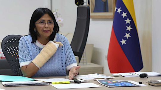 Banderas de los países del Mercosur en una reunión diplomática