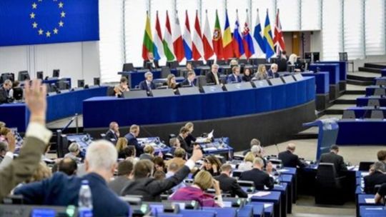 Gráfico de inteligencia artificial aplicada a salud y seguridad digital en la Unión Europea