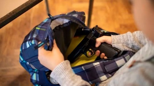 Docentes en capacitación sobre protocolos de seguridad escolar en Córdoba