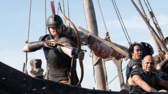 Escena de La Odisea de Christopher Nolan con Matt Damon como Odiseo