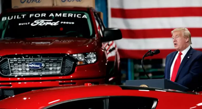 Bandera de Estados Unidos y China en contexto automotriz