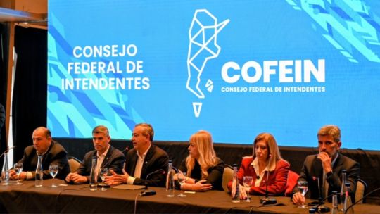 Reunión de la Liga de Intendentes en Rosario