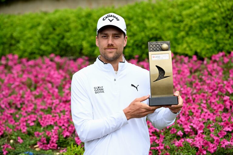 Mikael Lindberg celebrando su victoria en el Turkish Airlines Open