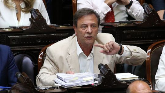 Oscar Zago en declaraciones a Radio 10 sobre la interna de La Libertad Avanza