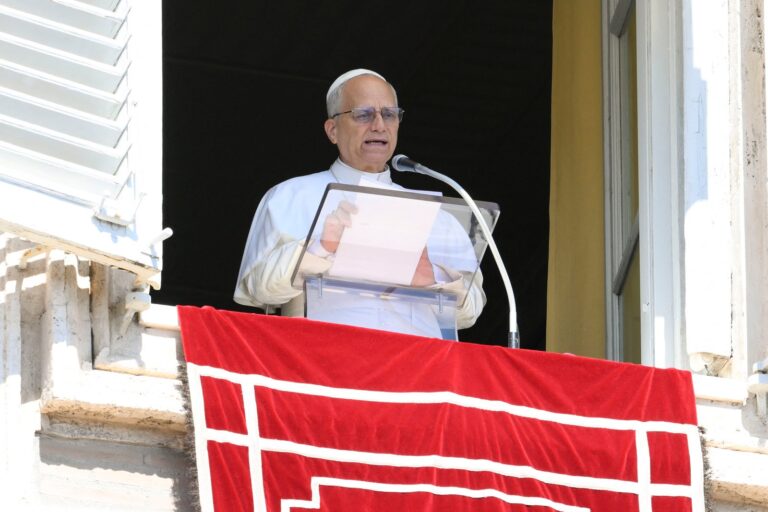 Papa León XIV en el Vaticano