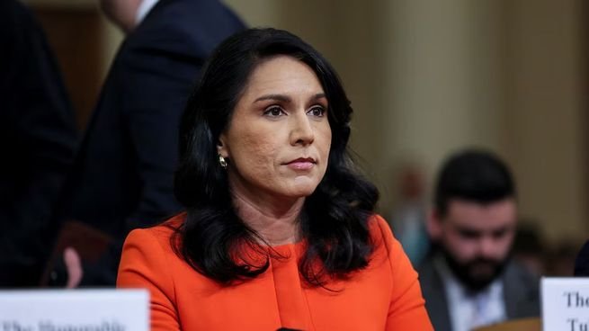 Tulsi Gabbard durante una conferencia de prensa en Washington