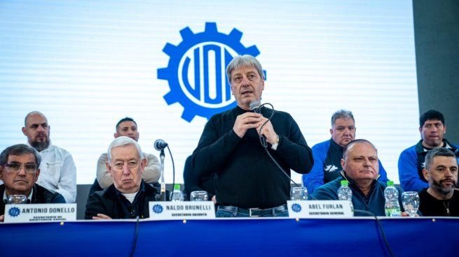 Reunión del Consejo Directivo de la UOM en su sede central