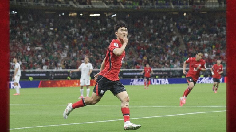 Jugadores de Corea del Sur en formación titular