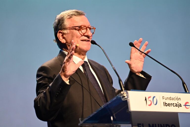 José Manuel Durão Barroso durante su intervención en el congreso 'La oportunidad del futuro' en Zaragoza