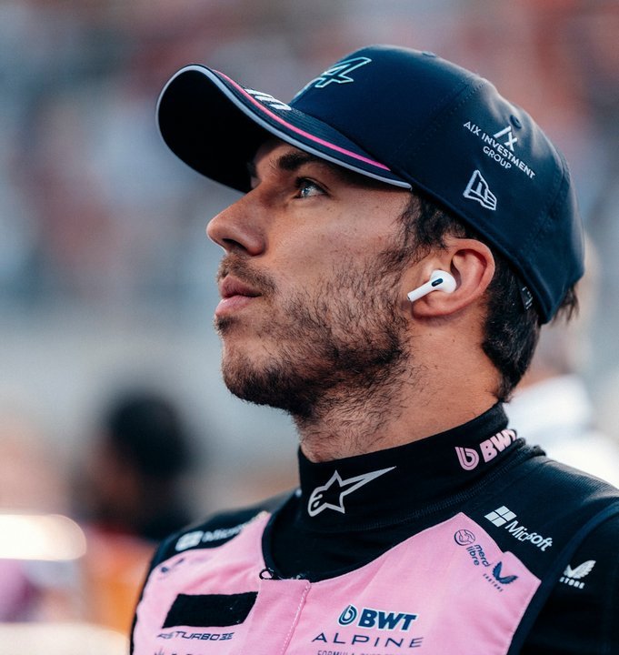Pierre Gasly en el podio del Gran Premio de Mónaco
