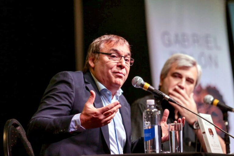 Gabriel Rolón, psicoanalista y escritor argentino, durante una entrevista en LN+