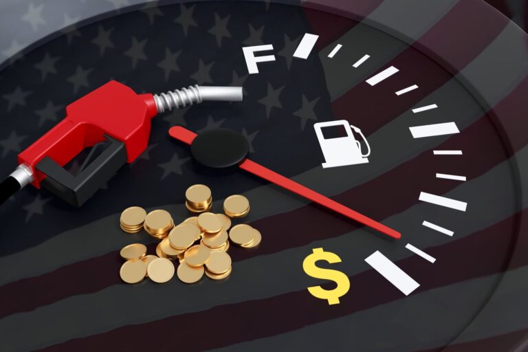 Estación de servicio en Illinois con cartel de precios de combustibles