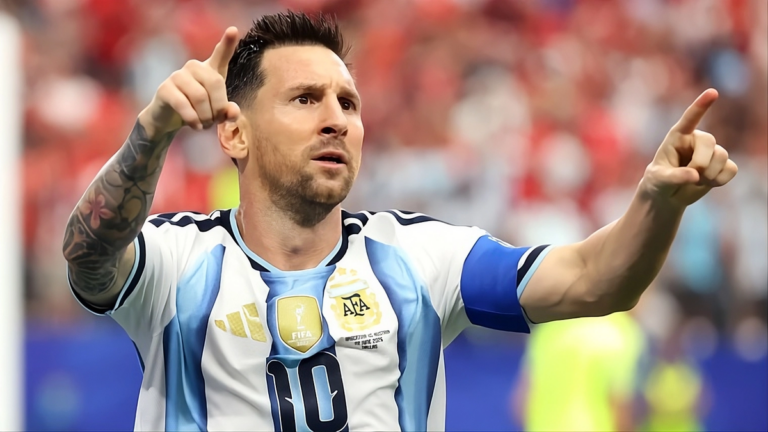 Lionel Messi celebrando un gol con la camiseta de Argentina