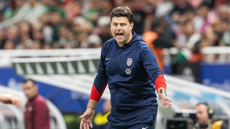 Mauricio Pochettino en conferencia de prensa hablando sobre Lionel Messi