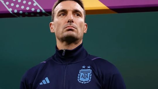 Lionel Scaloni en conferencia de prensa en Alabama