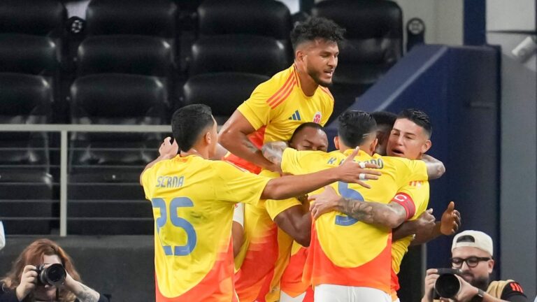 Jugadores de la Selección Colombia durante un entrenamiento previo al Mundial 2026