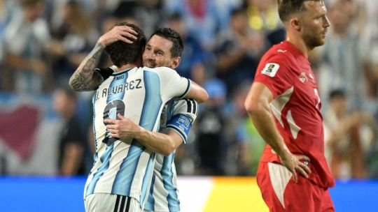 Jugadores de la Selección Argentina celebrando la victoria ante Suiza